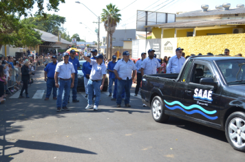 Foto - SAAE no Desfile Cívico de Pompeia 2025
