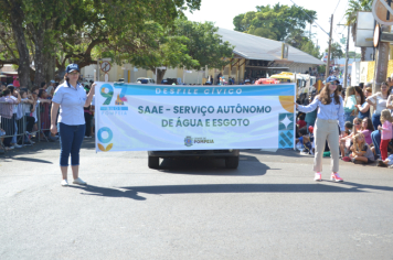 Foto - SAAE no Desfile Cívico de Pompeia 2025